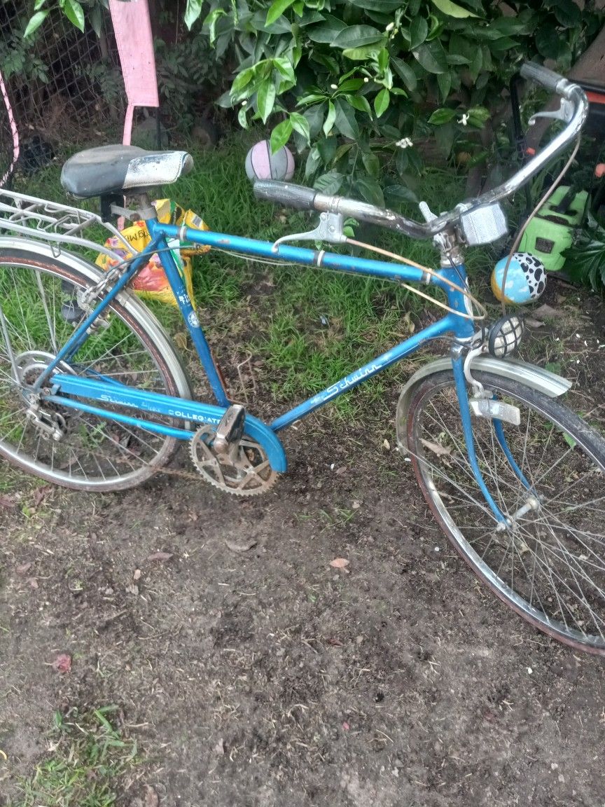 Schwinn Bicycle 26 Inch ,  Needs Cleaning 