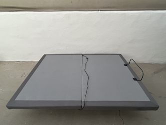 Living Spaces Revive 200 Adjustable Base Queen