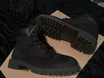 Excellent Condition Timberlands Size 4