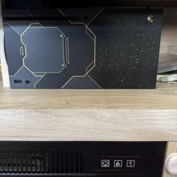 Xbox series X Halo Edition