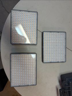 Aputure Amaran (baby novas) P60c NOVAs (3)- light kit