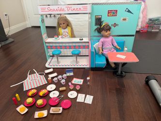 American Girl Maryellen’s Seaside Diner Playset with Accessories (original)