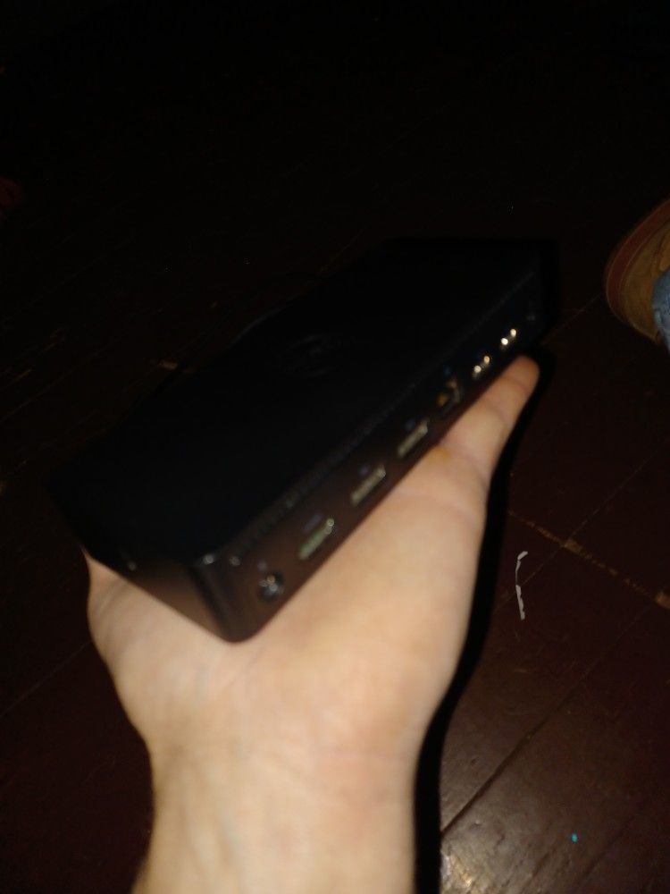 Dell D6000 Docking Station