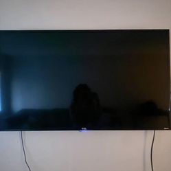 47 Inch TCL Roku TV 