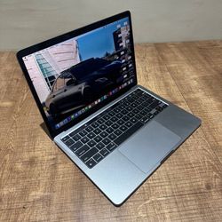 MacBook Pro M1