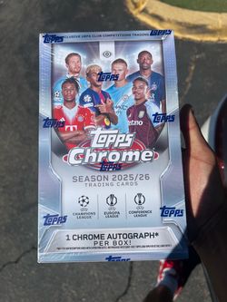 Topps Chrome UEFA Club Competitions 25/26 Hobby Box