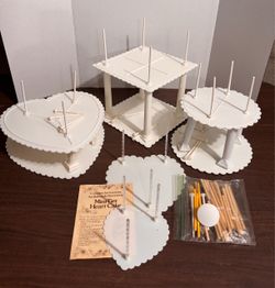 Cake stands