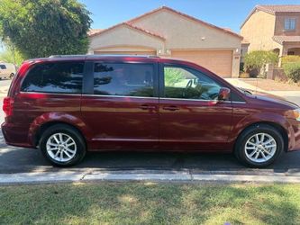 2018 Dodge Grand Caravan, SXT, Stow n Go
