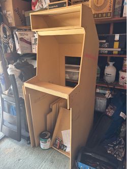 Video game cabinet - FREE