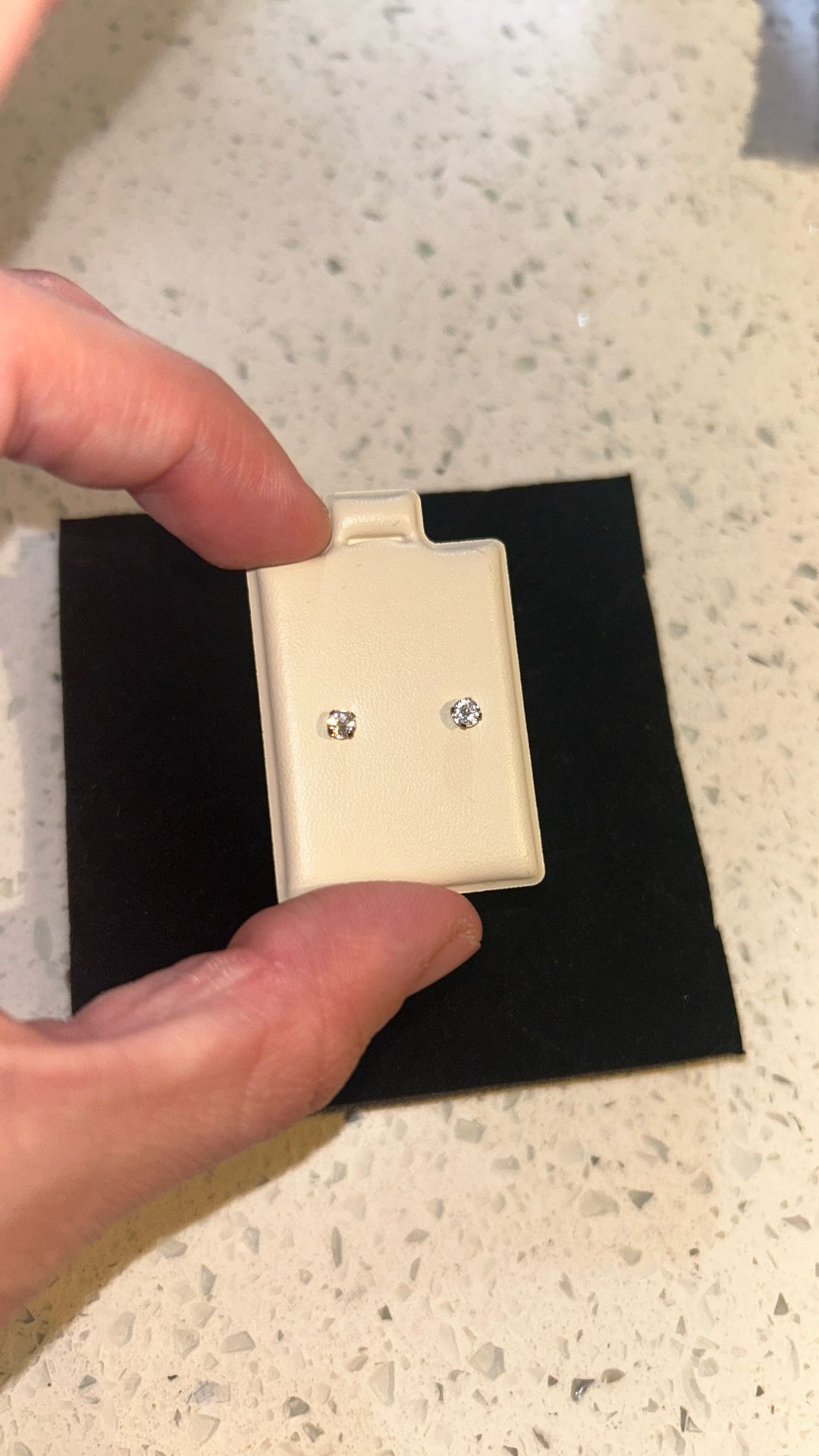 14k White Gold Diamond Earrings