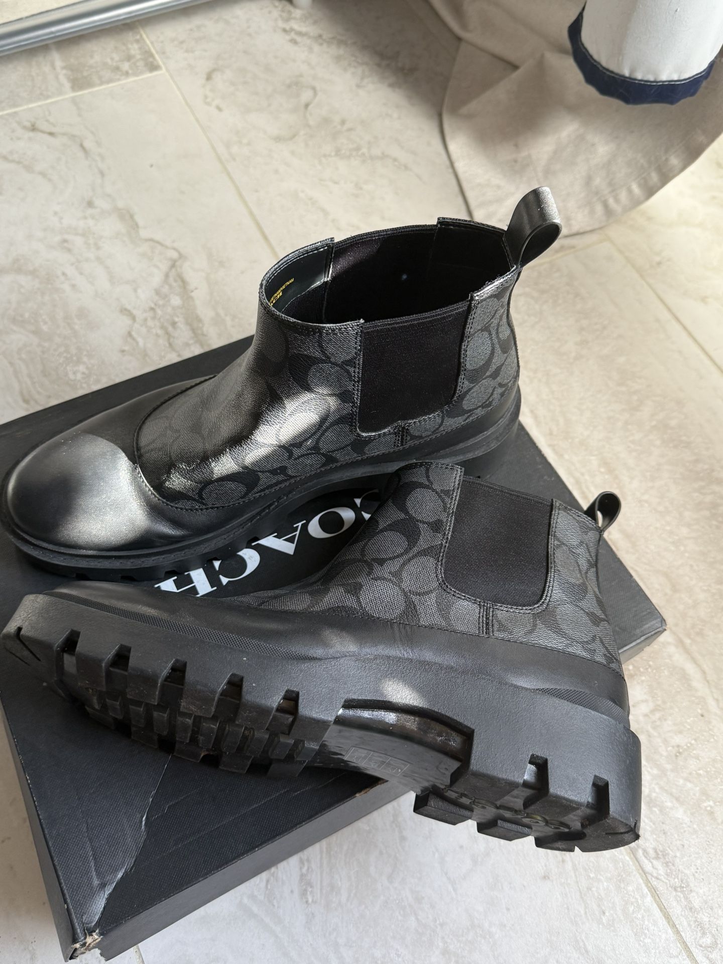 Men’s Coach Boots Size 11