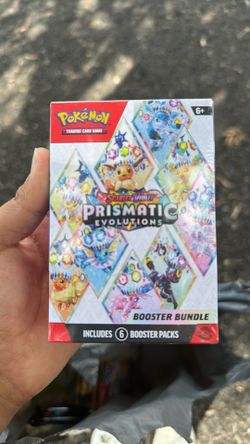Prismatic evolution booster bundle