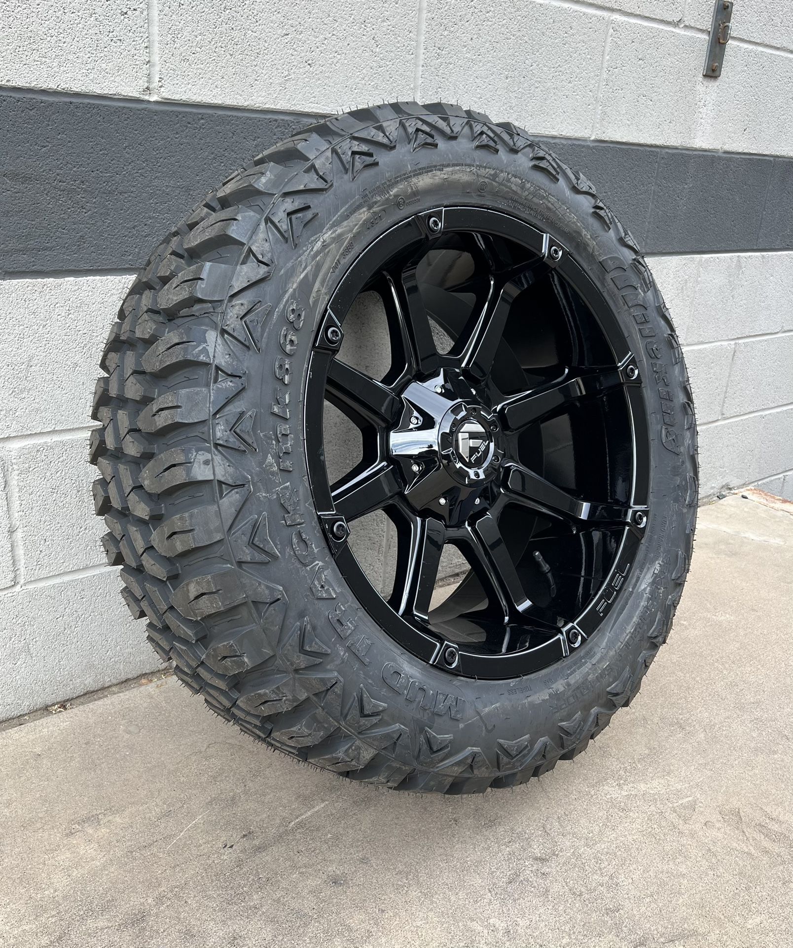New. Fuel 20x10 6x135 6x5.5 Rims & 33x12.5020 Tires for Sale in