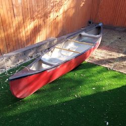 Discovery 169 Canoe