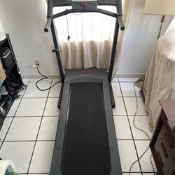 Treadmill Foldable Space Saver Works Great