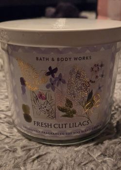 3 wick candle- Fresh Cut Lilacs