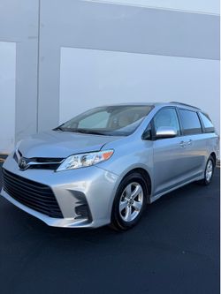 Toyota Sienna 2020