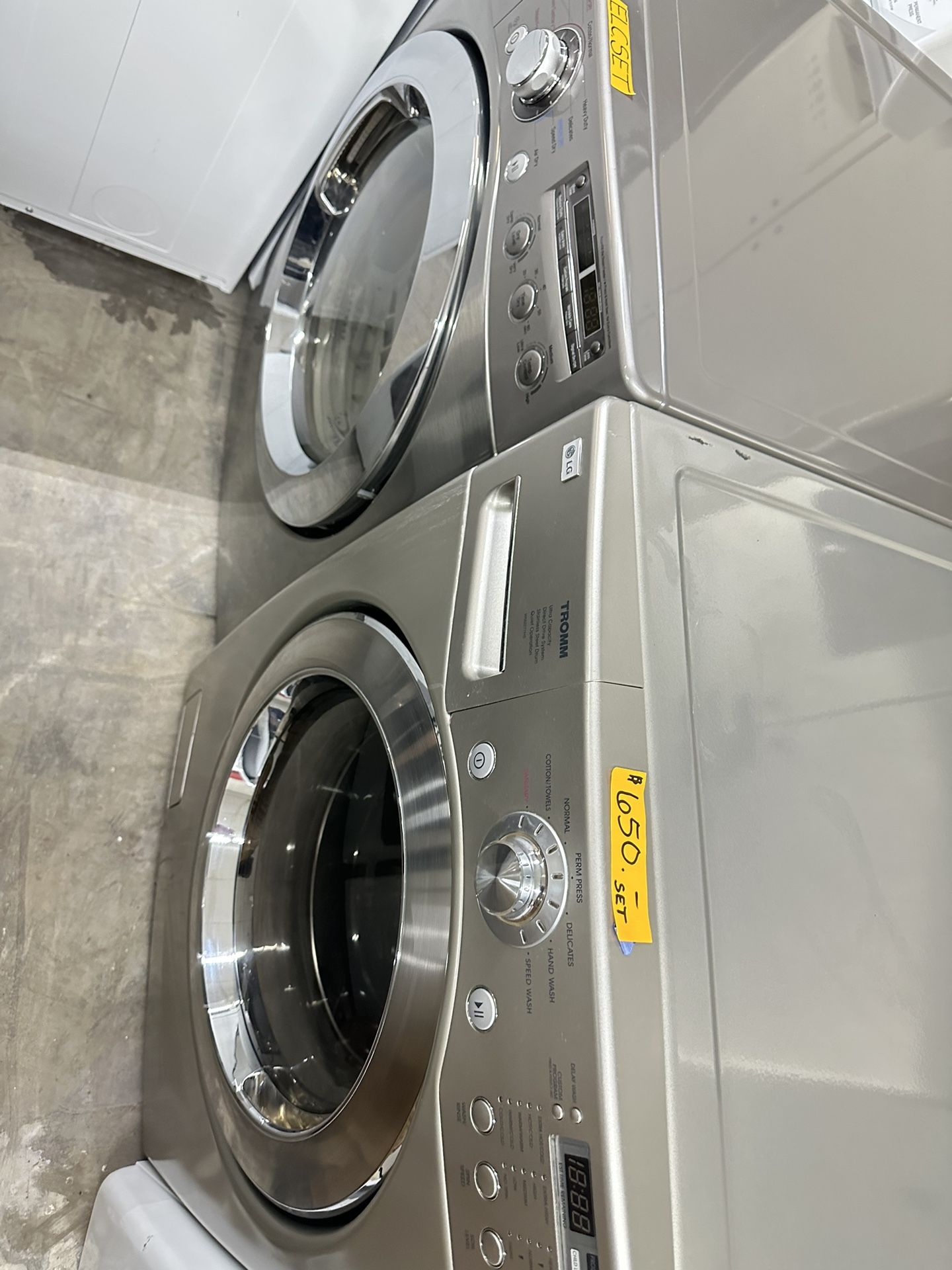 LG Trom Washer And Dryer Set for Sale in Flint,