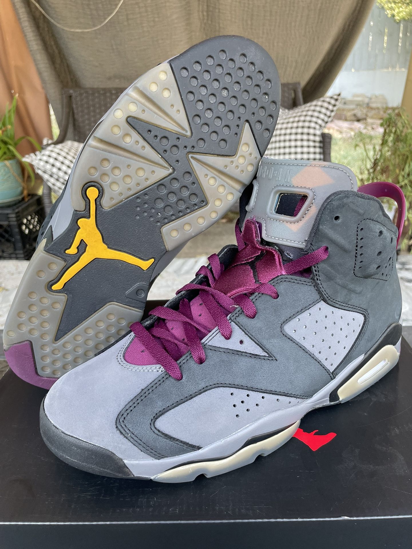 Jordan 6 Retro Bordeaux
