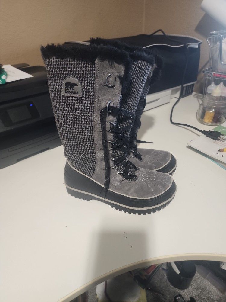 Sorel Women's Snow Boot