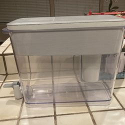 Brita Water Dispenser (two new filters Included)