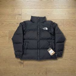 The North Face Puffer Jacket – Size Large
