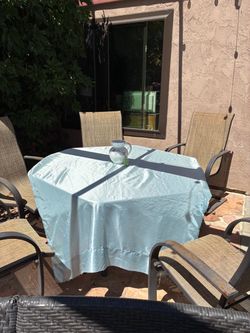 Dining table and 5 chairs