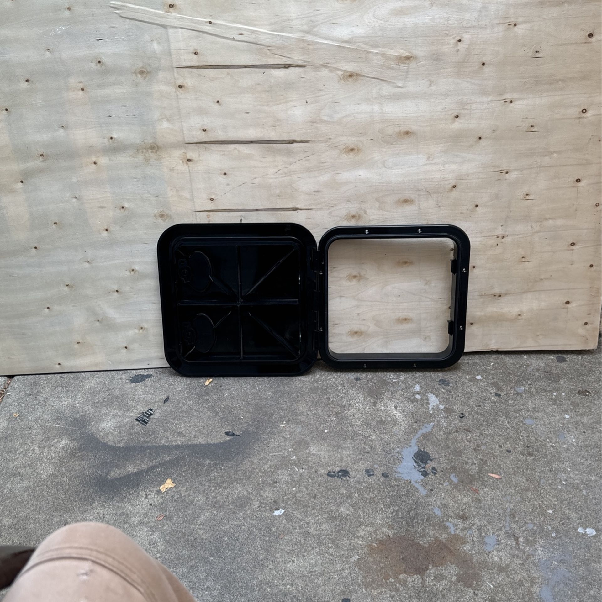 RV camper boat hatch door