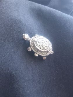 Cute silver turtle watch