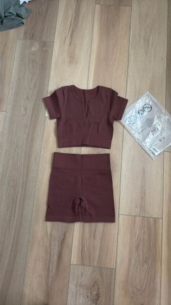 Women’s brown ribbed two piece