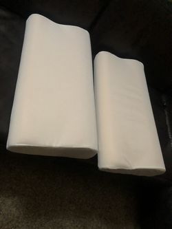 Contour memory foam pillows