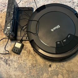 Shark Self Cleaning Robot