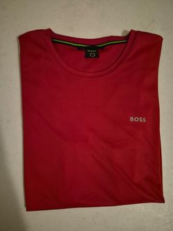 Men's Red Hugo Boss T-shirt size Large