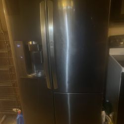 LG Refrigerator 