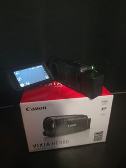 Canon Vixia HF R80 digital video camera