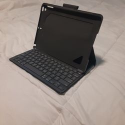 Logitech iPad Keyboard Case