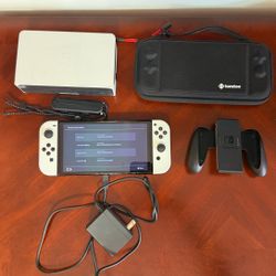 Nintendo Switch OLED – Excellent Condition