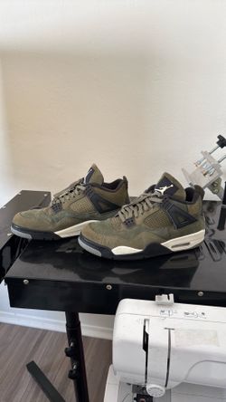 Jordan retro 4 olive green