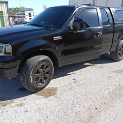 2005 Ford F150 Runs Great 