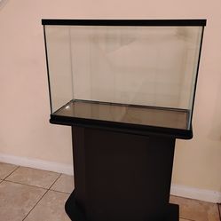 29 Gallon Aquarium/Lid/Light/Stand