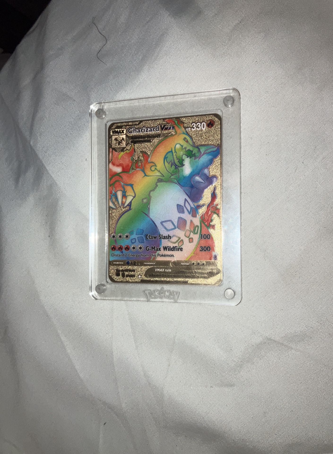 Charizard VMAX Rainbow Gold Charazard Metal Pokemon Card Collectible 