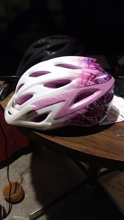 Bicycle helmet
