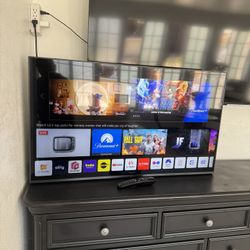 Smart Tv With Remote 