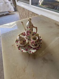 Tiny Tea Cup Collection