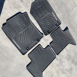 05 Toyota Tacoma oem floor mats