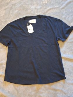 Chan Luu women med Tee