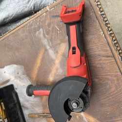 Milwaukee Fuel Grinder 