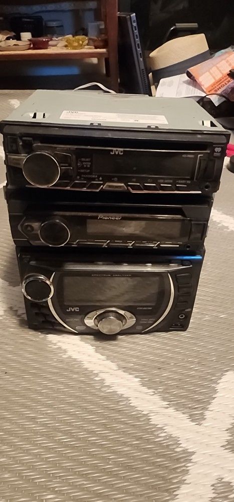 3 Car Stereo Decks Bluetooth USB