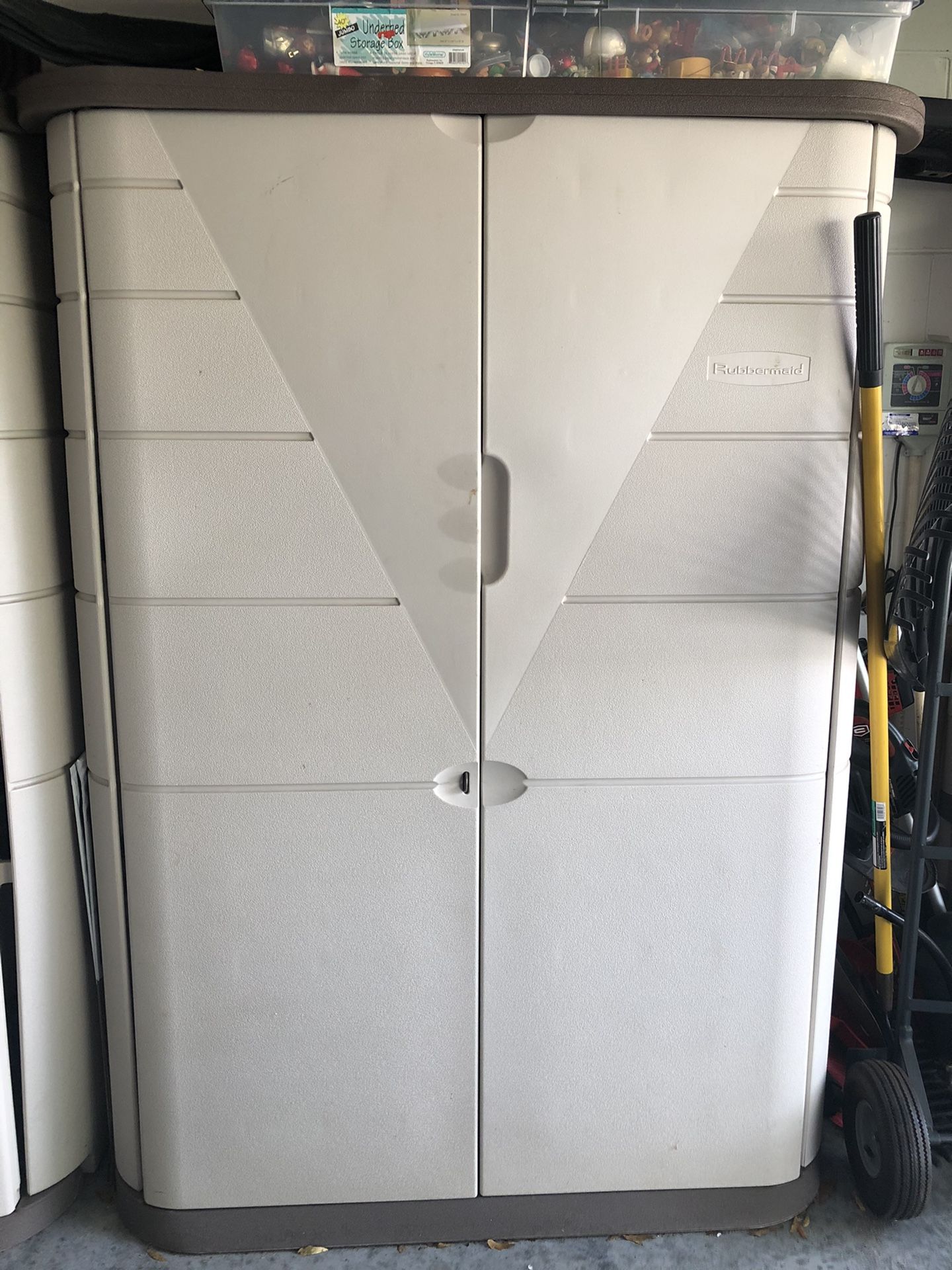 Rubbermaid Storage for Sale in Clermont, FL OfferUp