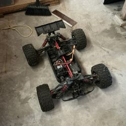 Outcast 8S EXB RTR (RC car)